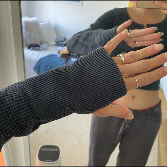 NWT Aerie Waffle Knit Long Sleeve - Picture 2 of 2